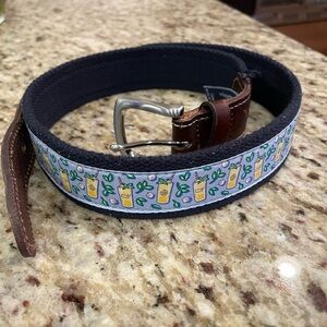 Vineyard Vines 145th Kentucky Derby Belt - Brown and Blue - Size 32 Men's Belt